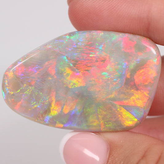 50ct (43x26x6.8mm) Dark Opal
