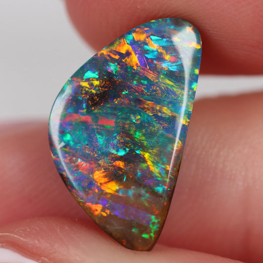 5ct (16.2x9.5x3.9mm) Boulder Opal